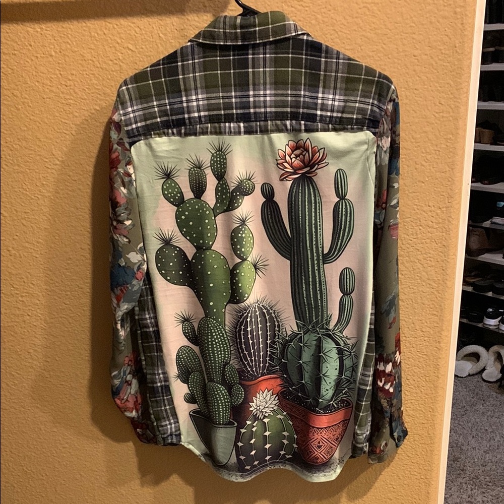RedHead Vintage Flannel Shirt with Plaid Design